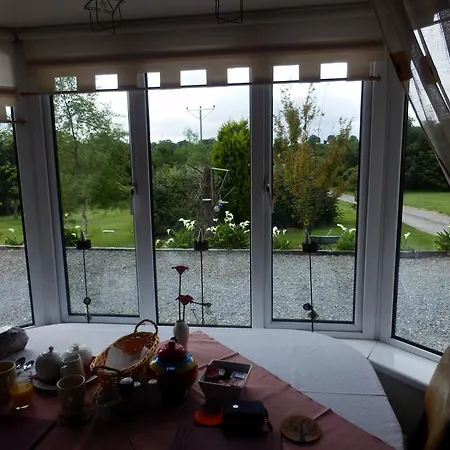 Killurin לינה וארוחת בוקר