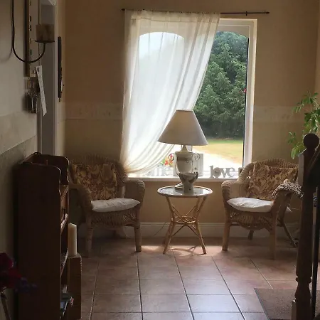 Killurin לינה וארוחת בוקר