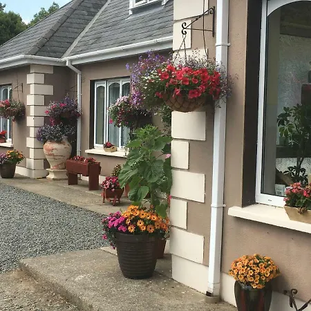 Killurin לינה וארוחת בוקר